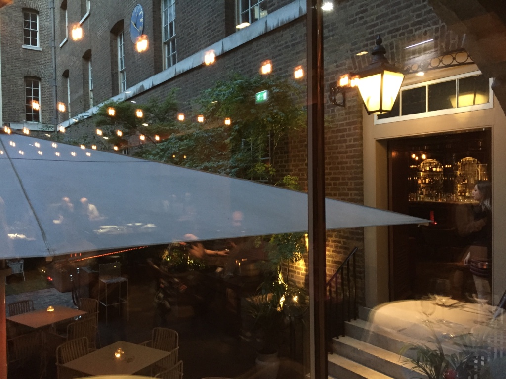 new-street-grill-restaurant-london-bar-courtyard-travel-highlife