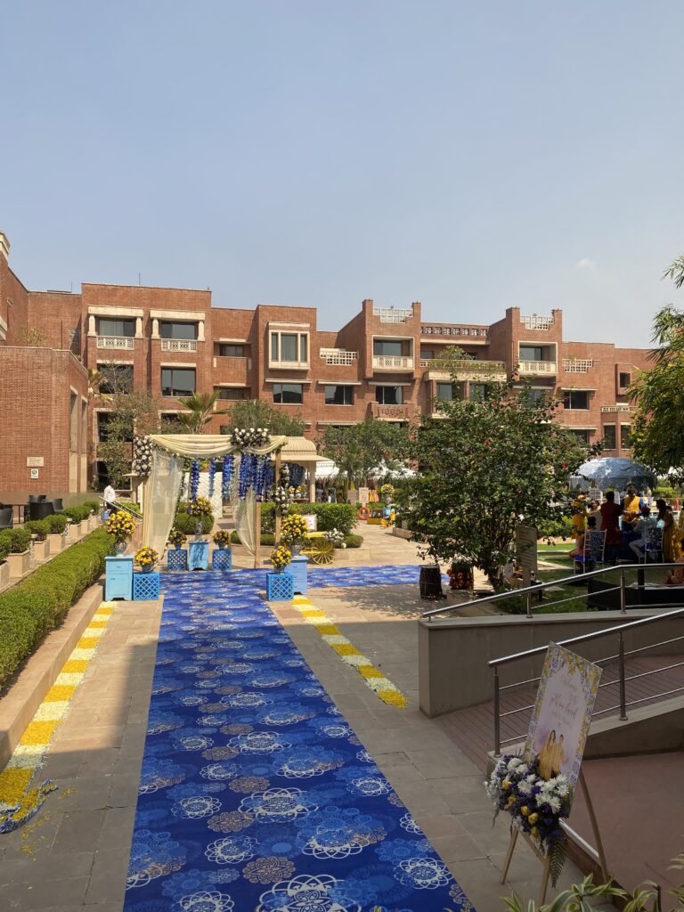 Garden wedding at the ITC Rajputana Hotel in Jaipur, India